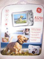 Ge A1250 Digital Camera 12.2 Mega 2.5" Lcd 5x Optical Zoom Silver