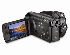 Canon VIXIA HG21 AVCHD 120 GB HDD Camcorder with 12x Optical Zoom N2