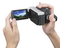 Sony DCR-SR45 30GB Hard Drive Handycam Camcorder with 40x Optical Zoom (Discontinued by Manufacturer) N2