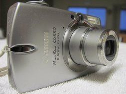 Canon PowerShot SD550 7.1 MP Digital Camera - Silver N7