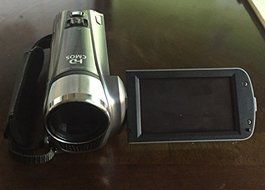 Canon HF R200 with EYE-fi card