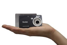 Kodak EasyShare Mini M200 10 MP Digital Camera with 3x Optical Zoom and 2.5-Inch LCD - Black N6