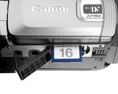 Canon ZR950 1.07MP MiniDV Camcorder with 37x Optical Zoom (Discontinued by Manufacturer) N6