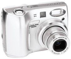 Nikon Coolpix 7600 7MP Digital Camera with 3x Optical Zoom N2