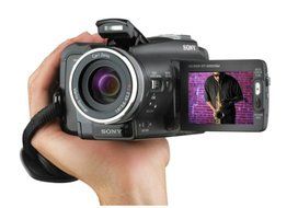 Sony DCR-HC1000 3-CCD MiniDV Digital Handycam Camcorder w/12x Optical Zoom (Discontinued by Manufacturer)