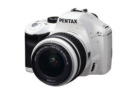 Pentax K-x 12.4 MP Digital SLR with 2.7-inch LCD and 18-55mm f/3.5-5.6 AL Lens (White) N6