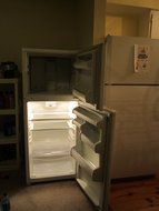 Whirlpool WRT111SFAW 10.7 Cu. Ft. White Top Freezer Refrigerator N2