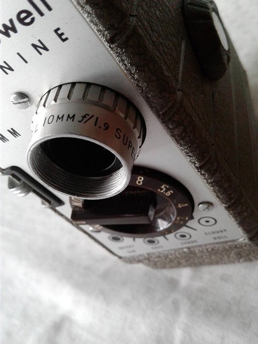 Bell & Howell movie camera 8mm With leather case N6