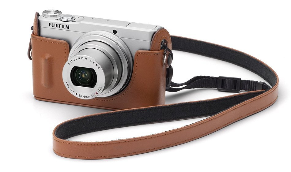 Fujifilm XQ1 12MP Digital Camera with 3.0-Inch LCD (Silver) N8