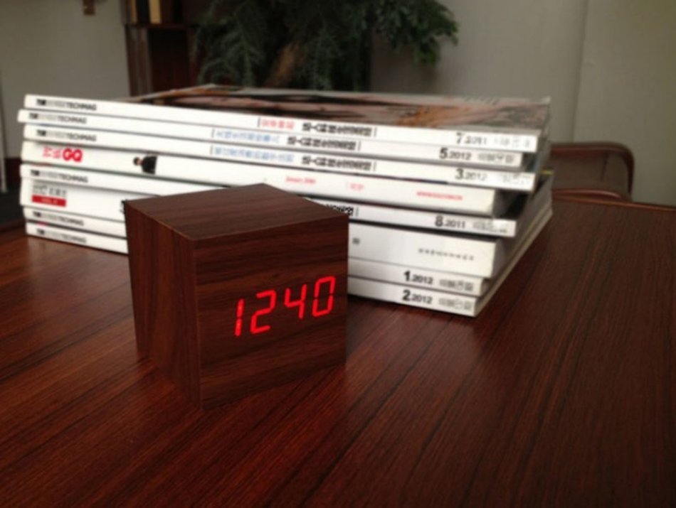 WensLTD Digital LED Wooden Desk Alarm Brown Clock Mini Cube Style N6