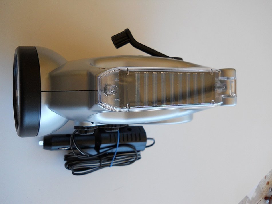 Global Light Ever Power am/fm Radio &Clock Lantern N2