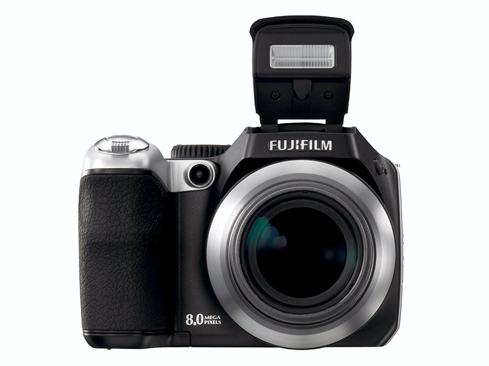fuji s8000fd FinePix 8MP Digital Camera,18x optical zoom,Dual Image Stabilization,2.5-inch LCD ,electronic viewfinder...
