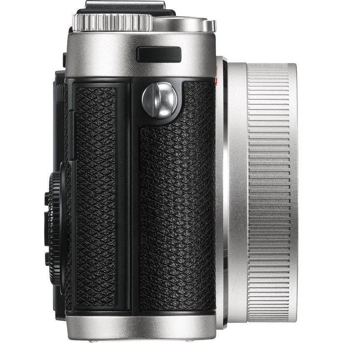 Leica 18452 X2 16.5MP Compact Camera with 2.7-Inch TFT LCD (Silver) N6