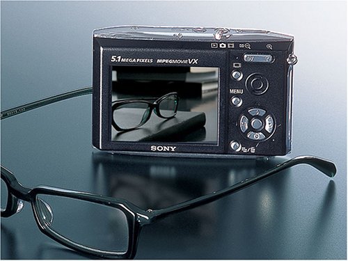 Sony Cybershot DSCT5 5.1MP Digital Camera with 3x Optical Zoom (Black) (Japanese Version) N2