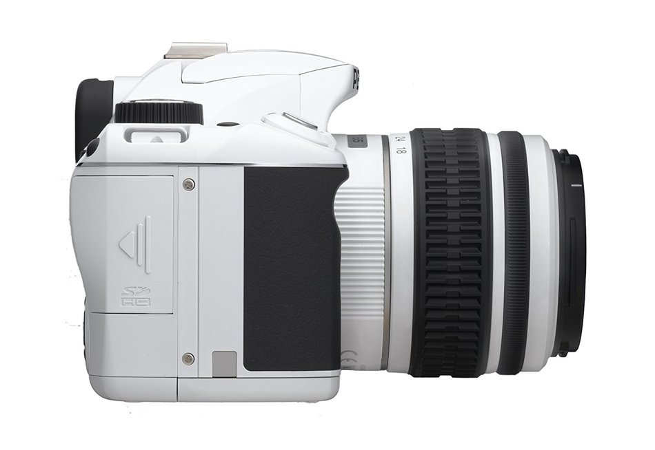 Pentax K-x 12.4 MP Digital SLR with 2.7-inch LCD and 18-55mm f/3.5-5.6 AL Lens (White) N2