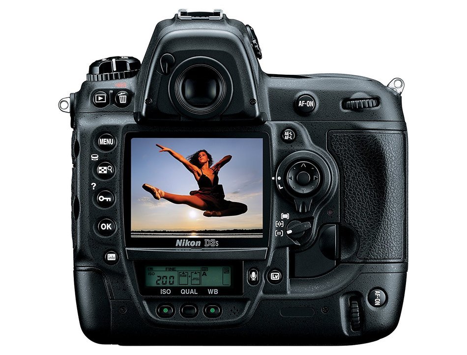 Nikon D3S 12.1 MP CMOS Digital SLR Camera with 3.0-Inch LCD and 24fps 720p HD Video Capability (Body Only) N2