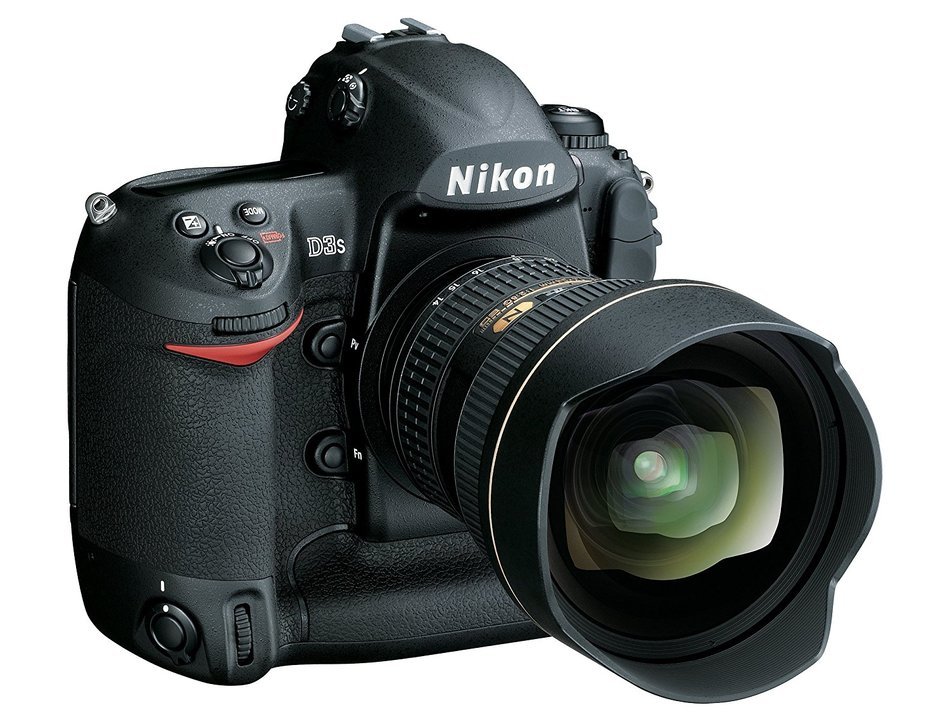 Nikon D3S 12.1 MP CMOS Digital SLR Camera with 3.0-Inch LCD and 24fps 720p HD Video Capability (Body Only) N3