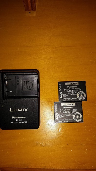 Panasonic Lumix ZS19 14.1 MP High Sensitivity MOS Digital Camera with 20x Optical Zoom (Black) N5