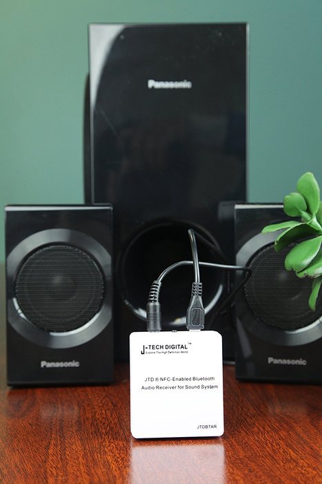 J-Tech Digital JTDBTAR Premium NFC-Enabled Bluetooth Audio Receiver for Sound System N2