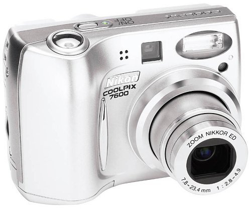 Nikon Coolpix 7600 7MP Digital Camera with 3x Optical Zoom N2