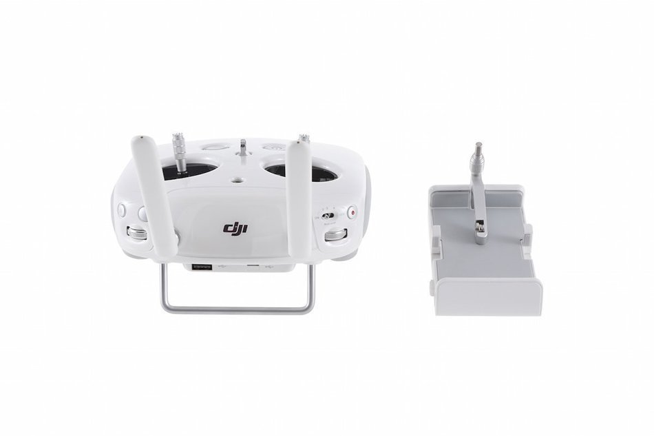 DJI Phantom 4 Advanced Adventure Bundle includes SanDisk 32GB Extreme microSD + 2 Extra Batteries + Extra Set... N6