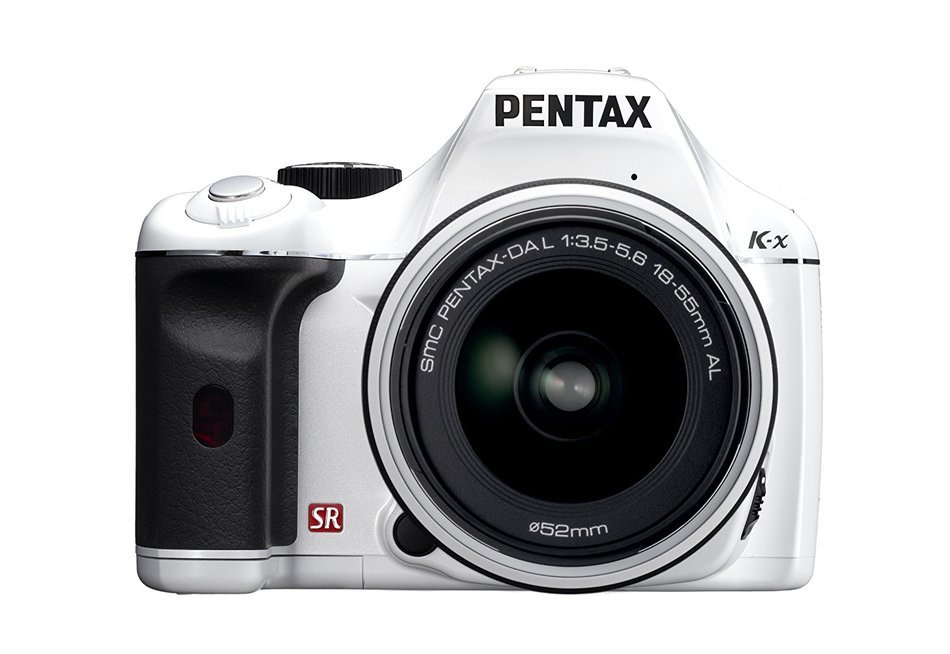 Pentax K-x 12.4 MP Digital SLR with 2.7-inch LCD and 18-55mm f/3.5-5.6 AL Lens (White) N5