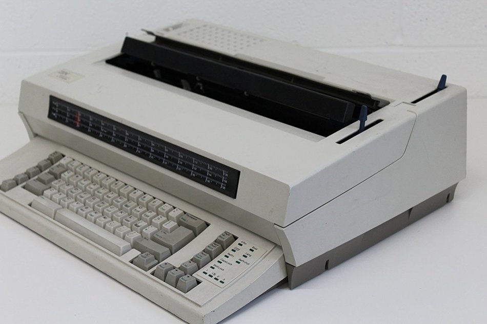 IBM Lexmark Wheelwriter 15 Professional Typewriter - Wide Carriage - Reconditioned N4