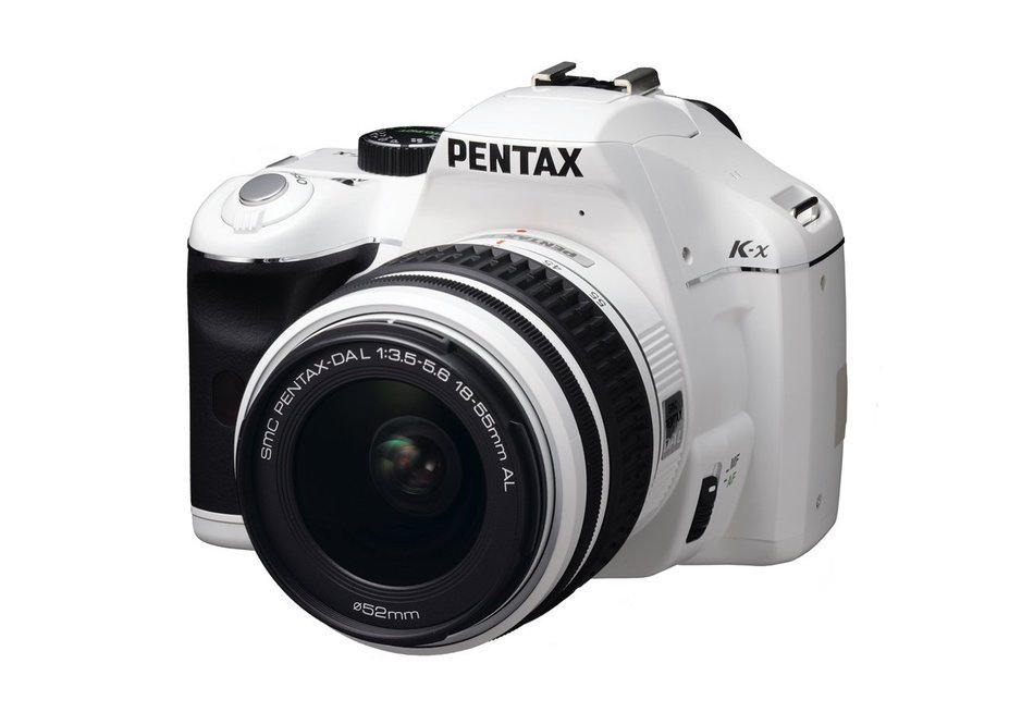 Pentax K-x 12.4 MP Digital SLR with 2.7-inch LCD and 18-55mm f/3.5-5.6 AL Lens (White) N6