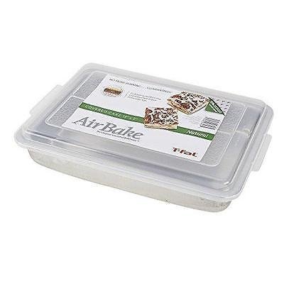AirBake Natural Cake Pan with Cover, Micro-Dome Technology Decreases Bake Times, 13 x 9 in New