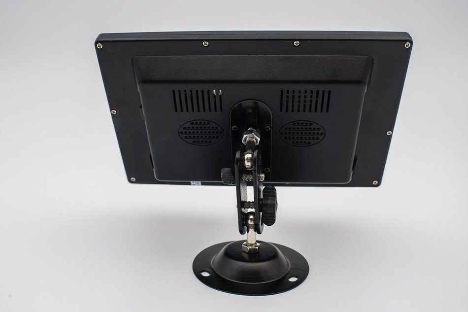 INFORMIC 7" inch 800x480 monitor for Raspberry Pi 2 / 3, banana pi, pcduino + hdmi cable
