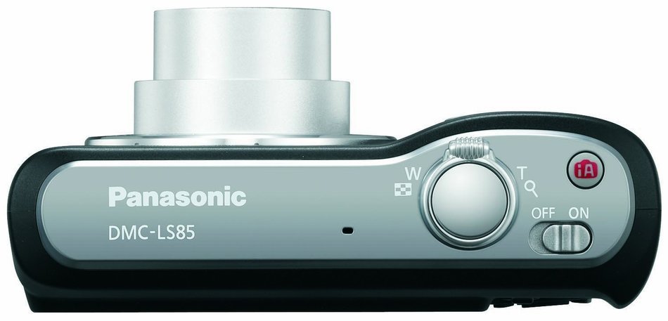 Panasonic Lumix DMC-LS85 8.1MP Digital Camera with 4x MEGA Optical Image Stabilized Zoom and 2.5 inch LCD (Black) N4