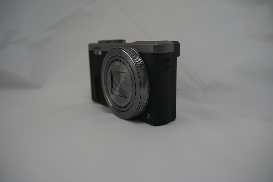 Panasonic Digital Camera Lumix TZ60 DMC-TZ60, Japanese Menu Language [Japan Import] N3