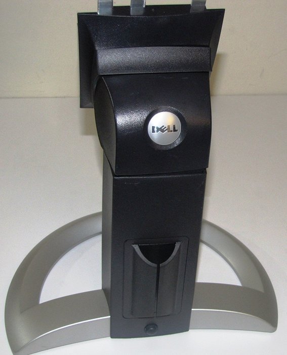 19" Dell 1905FP DVI LCD Monitor (Black/Silver) - GRADE B N2