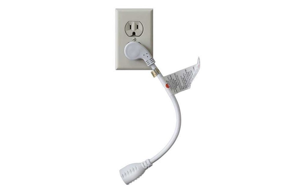 SF Cable, 2ft Ultra Low Profile Angle NEMA 5-15P to 5-15R with 24 inches 16/3 AWG SJT N3