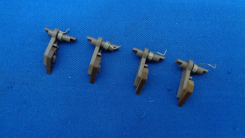 JC61-02154A Guide Claw for Samsung ML-3471 (4 Pcs)