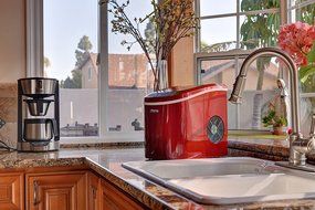 Avalon Bay AB-ICE26S Portable Ice Maker N23