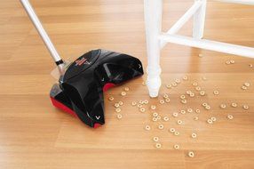 BISSELL Versus Cordless Bare-Floor Vacuum, 21R9A N4