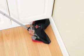 BISSELL Versus Cordless Bare-Floor Vacuum, 21R9A N5