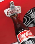 Nostalgia ICE100COKE Coca-Cola 26-Pound Automatic Ice Cube Maker N3