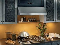 Broan APE130SS Energy Star Qualified Under-Cabinet Range Hood, 30-Inch, Stainless Steel N3