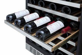 50 Bottle Single Zone Built-In Wine Refrigerator N4