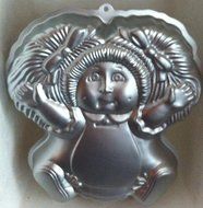 Wilton Cabbage Patch Doll Kids 1984 Cake Pan 2105-1984 N2