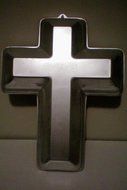 Wilton Cross Cake Pan -- Perfect shape to highlight communion, confirmation, baptismal and other religious celebrations...