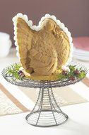 Nordic Ware Haunted Skull Cakelet Pan, Bronze N21