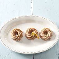 Nordic Ware 88037 Heritage Bundtlette Cake Pan