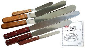 Cybrtrayd Wood-Handled Cake Decorating Spatulas Plus Cake Decorating Instruction Booklet, Set of 6