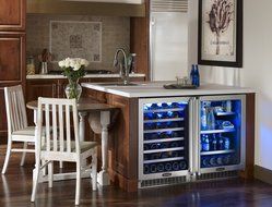 Marvel MPRO6WCM-BS-LR 24-Inch Professional Wine Cellar with Framed Glass Right Hinge Door with SS N4