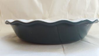Emile Henry Juniper Pie Plate
