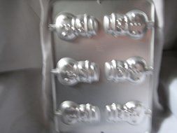 Wilton Snowman Cookie Treats Pan