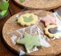 Yunko 300pcs Clear Little Daisies Cookie Candy Soap Packaging Self-adhesive Plastic Bags for Biscuits Package(... N23